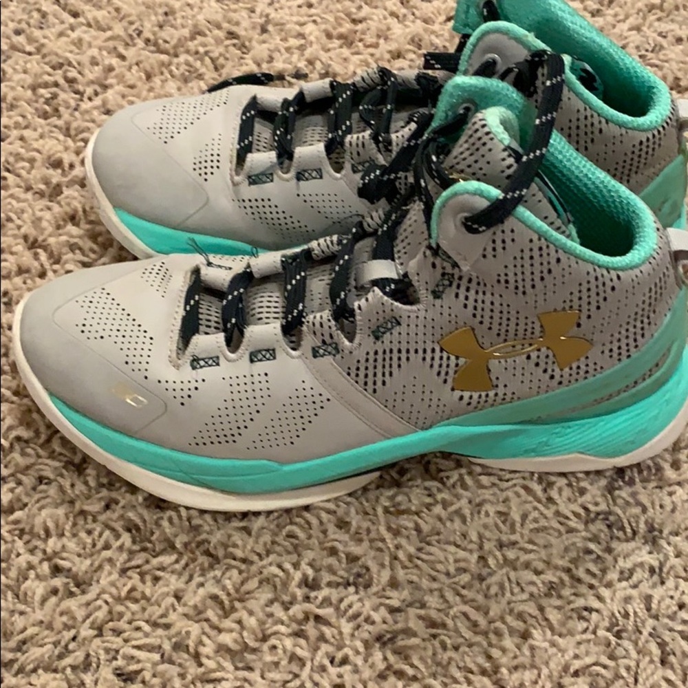 Under Armour Stephen Curry high top tennis shoe